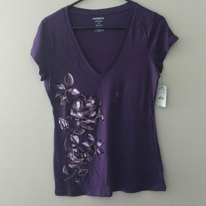 NWT! V neck tee